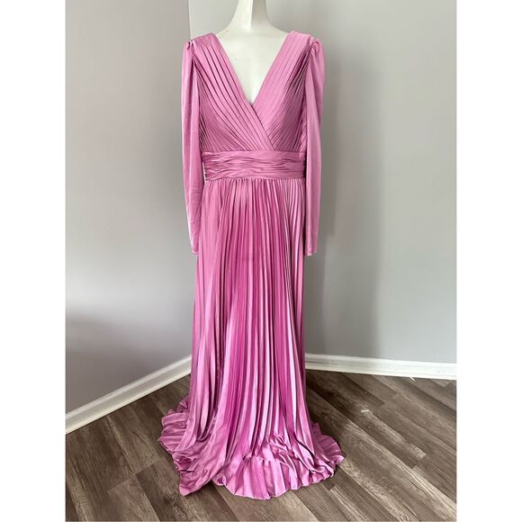 MAC DUGGAL PLEATED LONG SLEEVE V-NECK GOWN - Picture 4 of 10